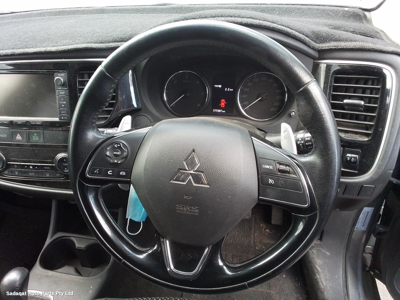 Mitsubishi Outlander Left Front Door Window