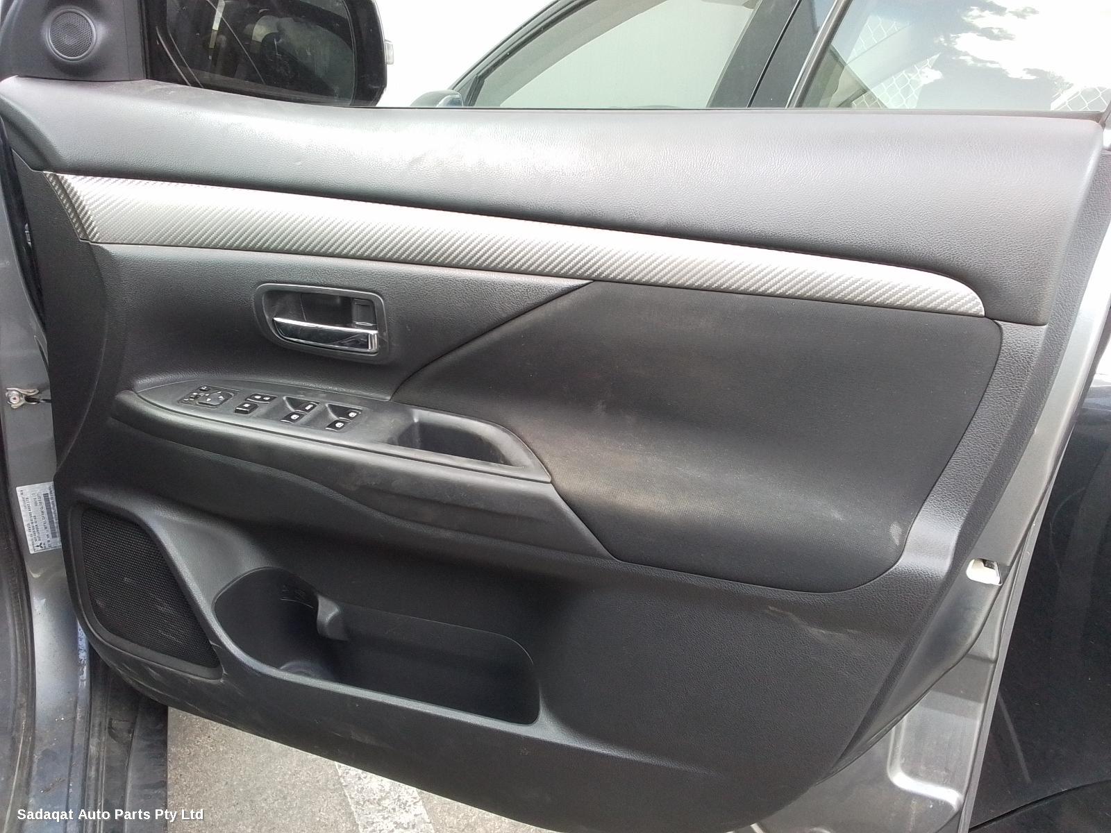 Mitsubishi Outlander Left Front Door Window