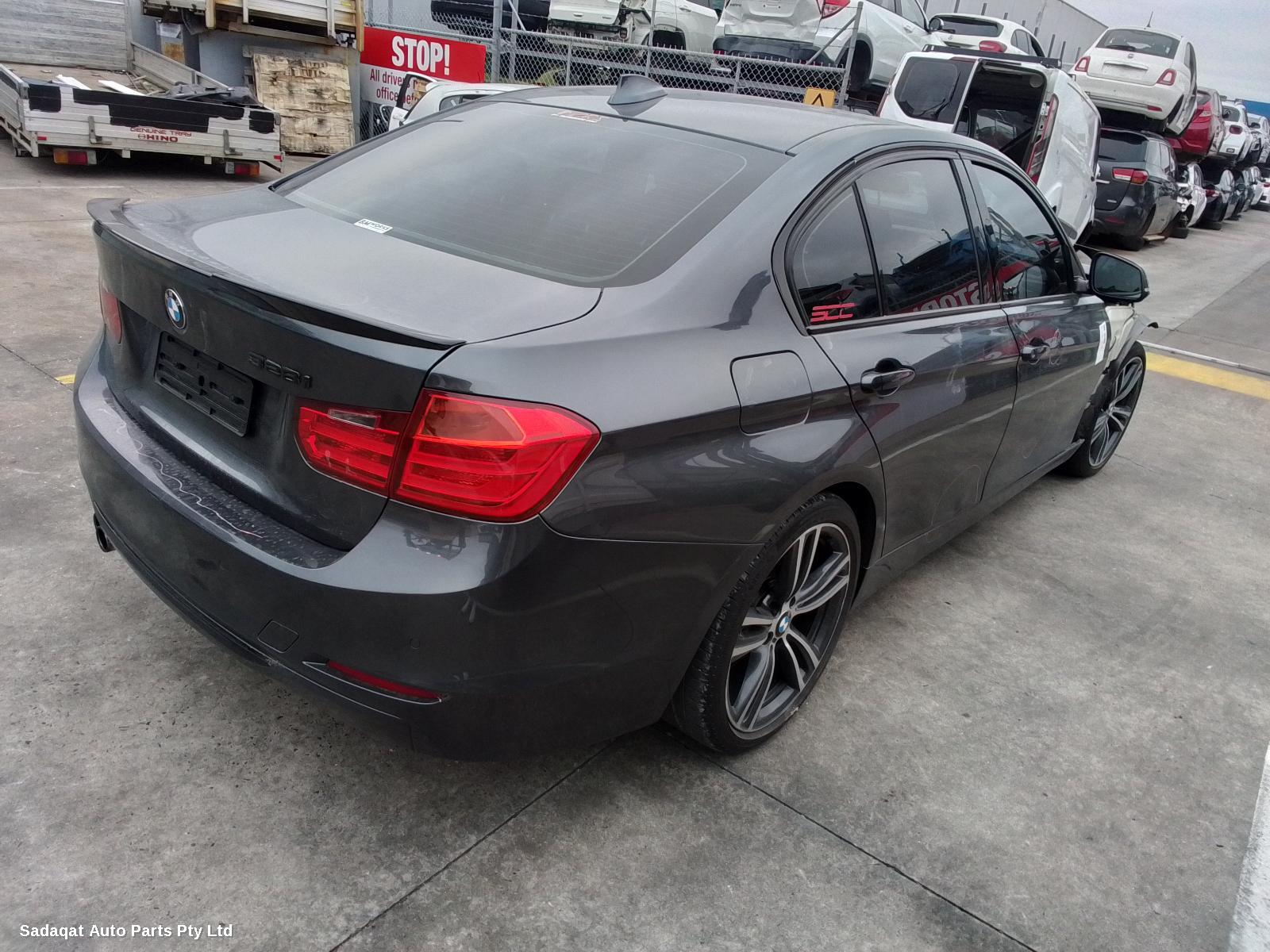 Bmw 3 Series Bonnet Lock/support