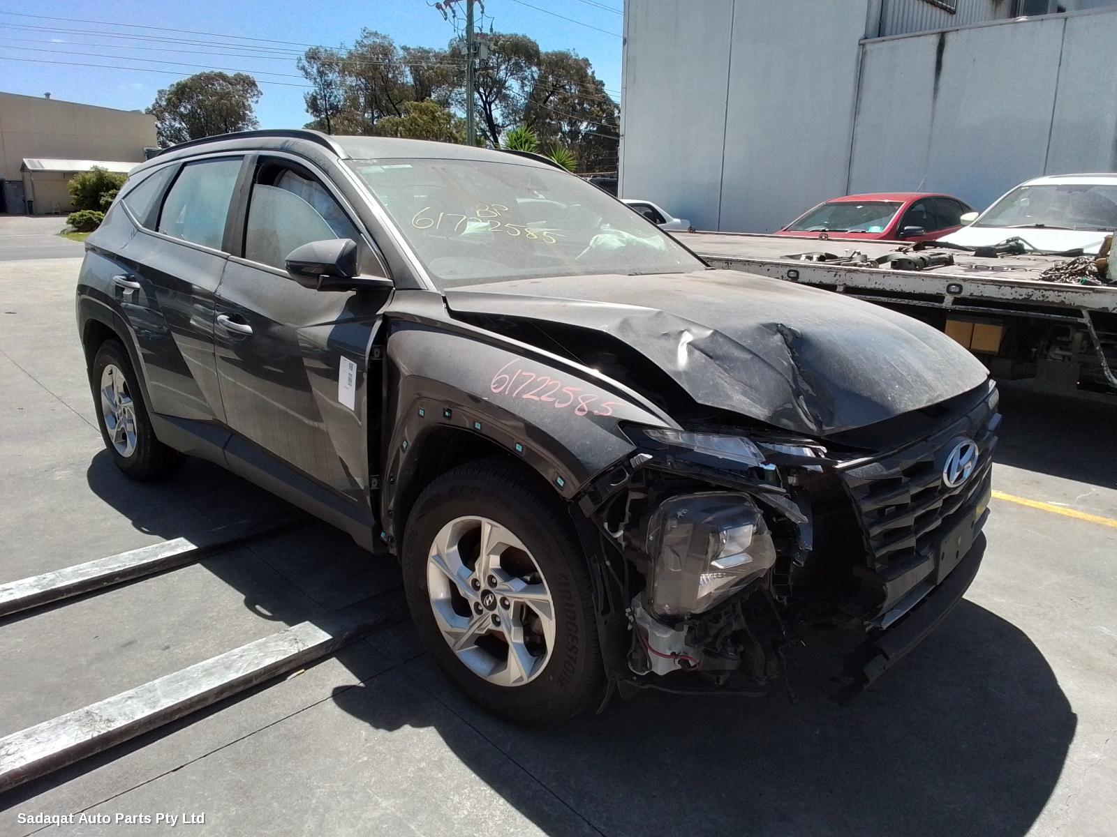 Hyundai Tucson Glove Box