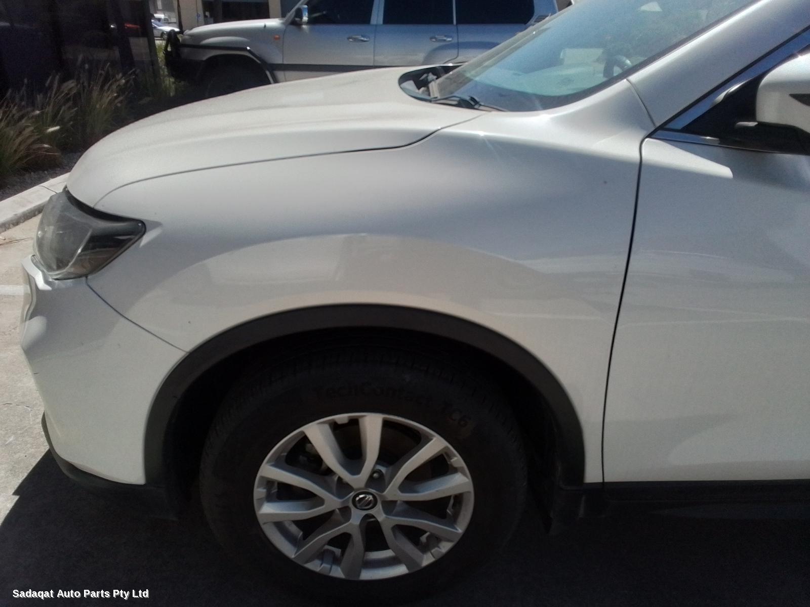 Nissan Xtrail Right Front Door