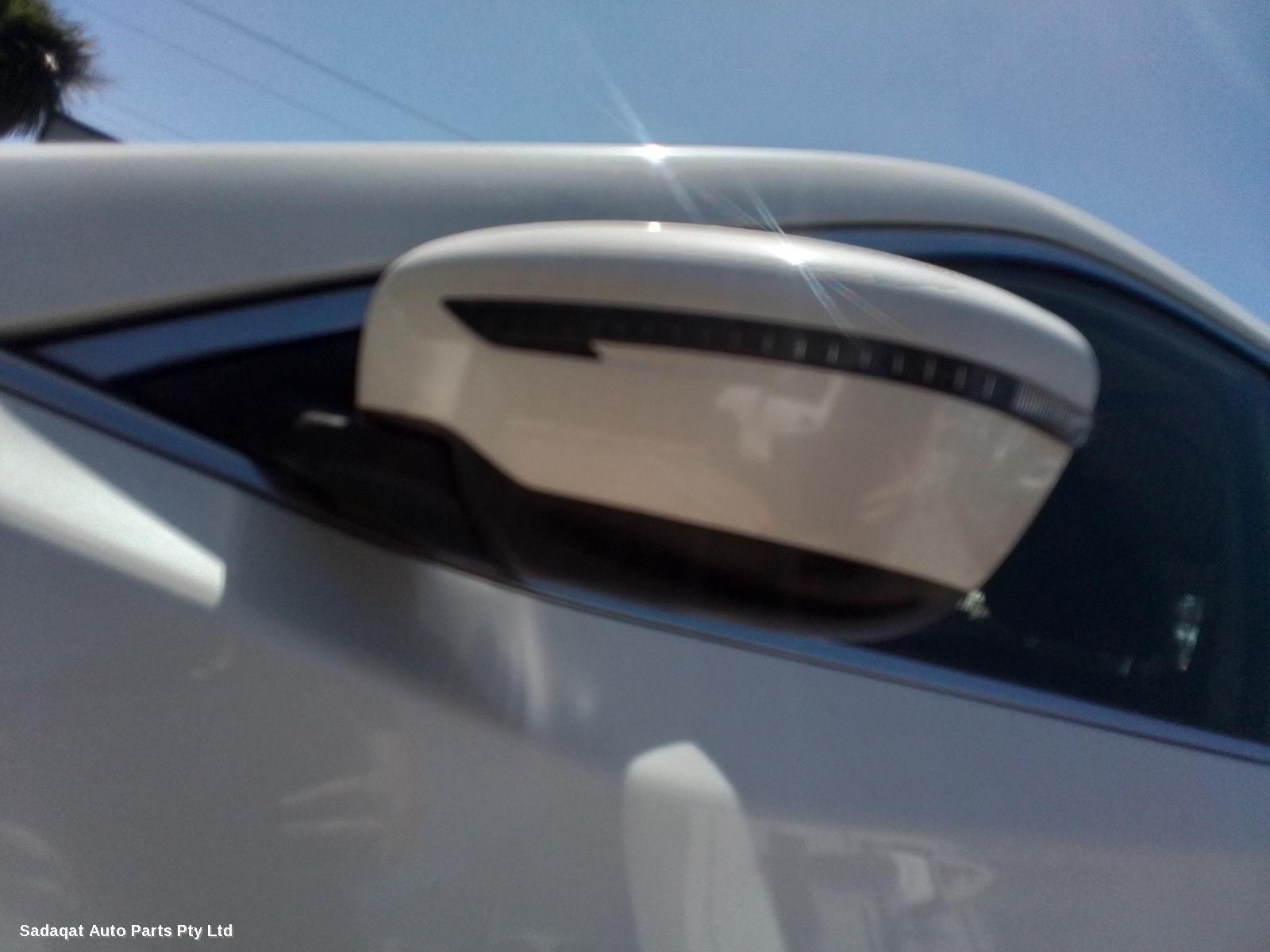 Nissan Xtrail Right Front Door