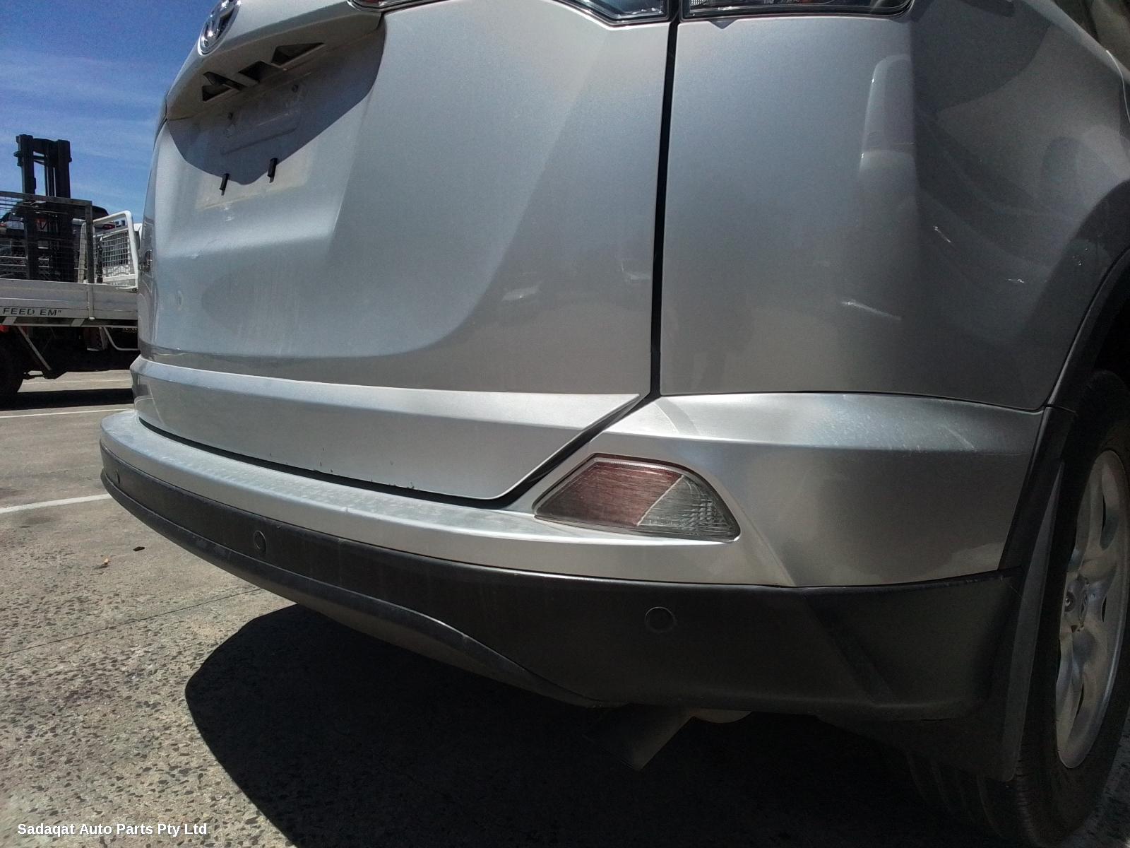 Toyota Rav4 Right Door Mirror