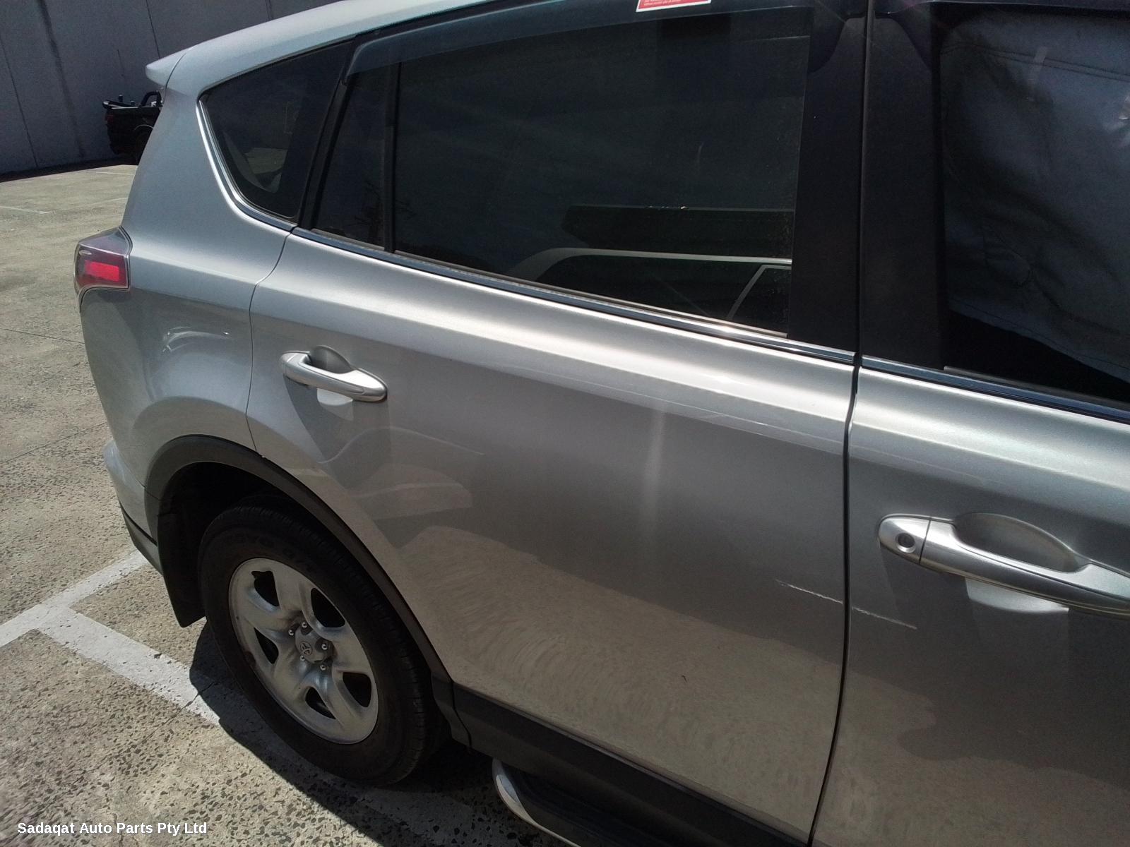Toyota Rav4 Right Door Mirror