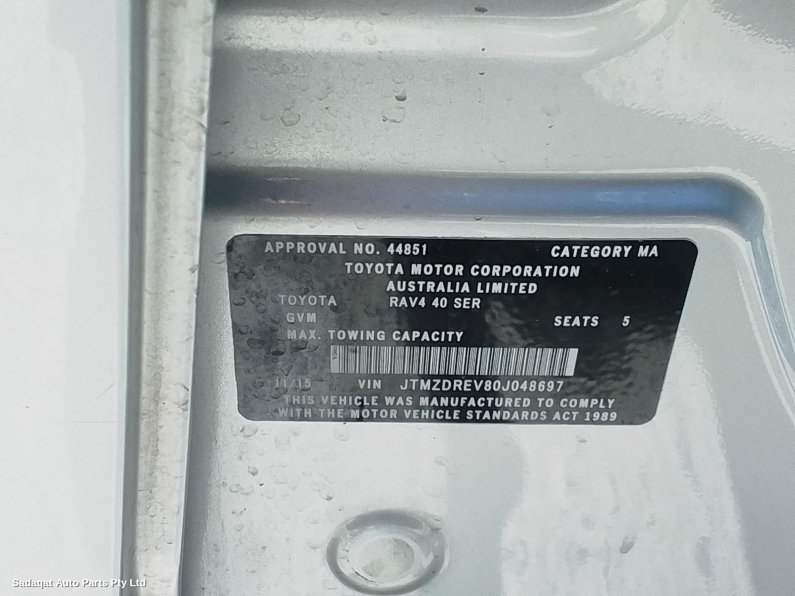 Toyota Rav4 Right Door Mirror