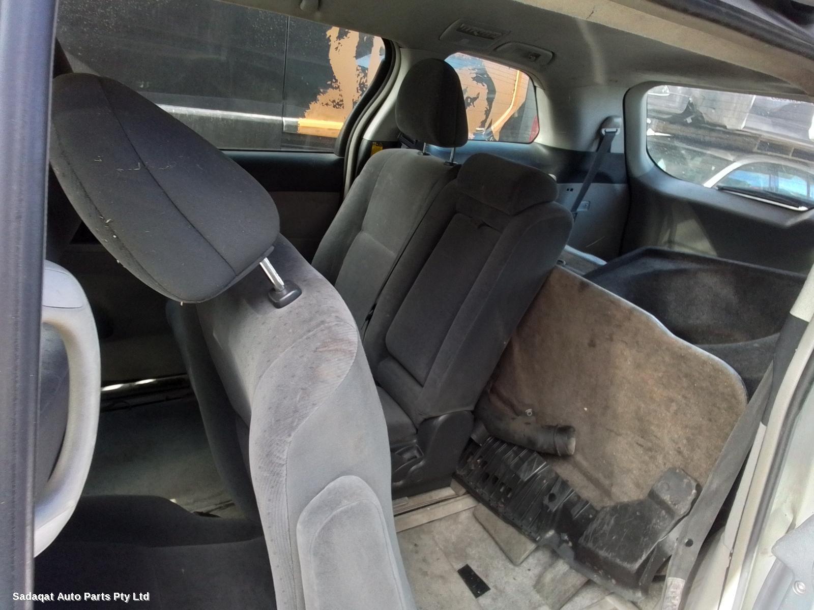 Toyota Tarago Right Headlamp