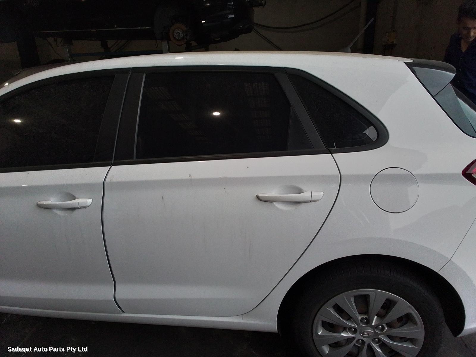 Hyundai I30 Right Headlamp