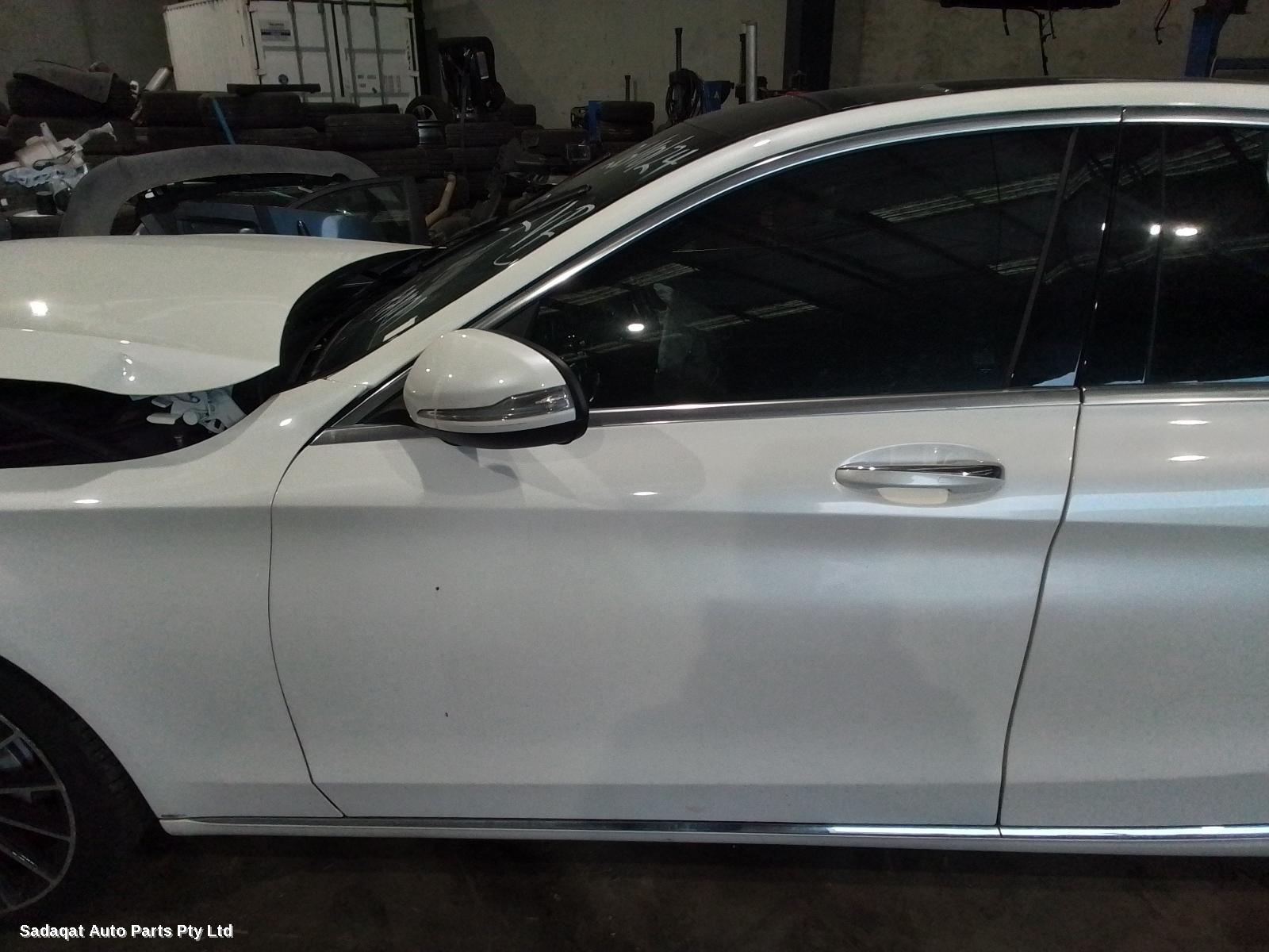 Mercedes C Class Right Guard Liner