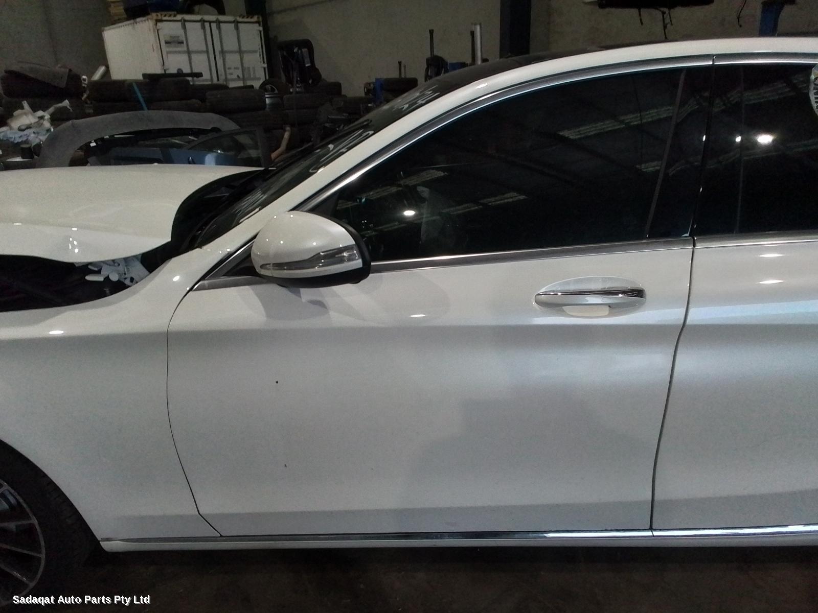 Mercedes C Class Right Guard Liner