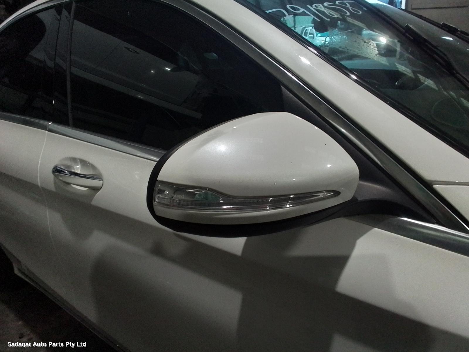 Mercedes C Class Right Guard Liner