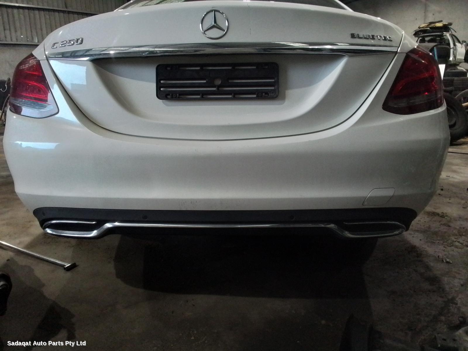 Mercedes C Class Right Guard Liner