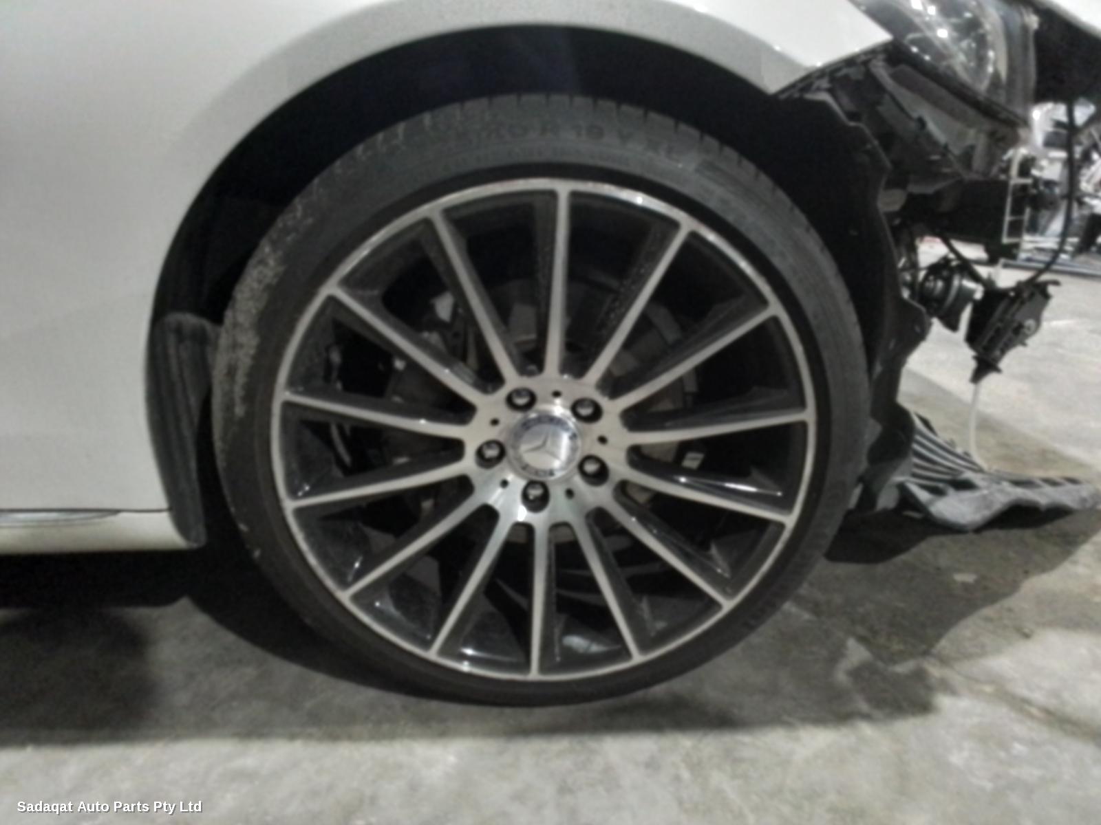 Mercedes C Class Right Guard Liner