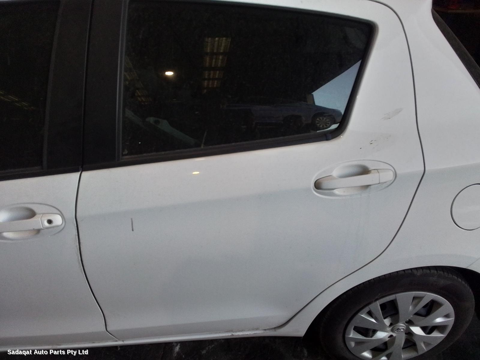 Toyota Yaris Seatbelt/stalk