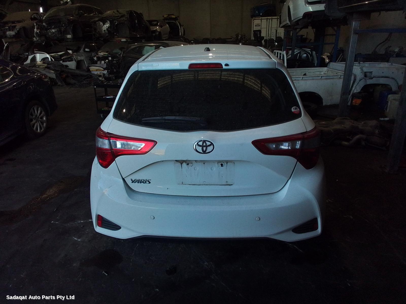 Toyota Yaris Seatbelt/stalk