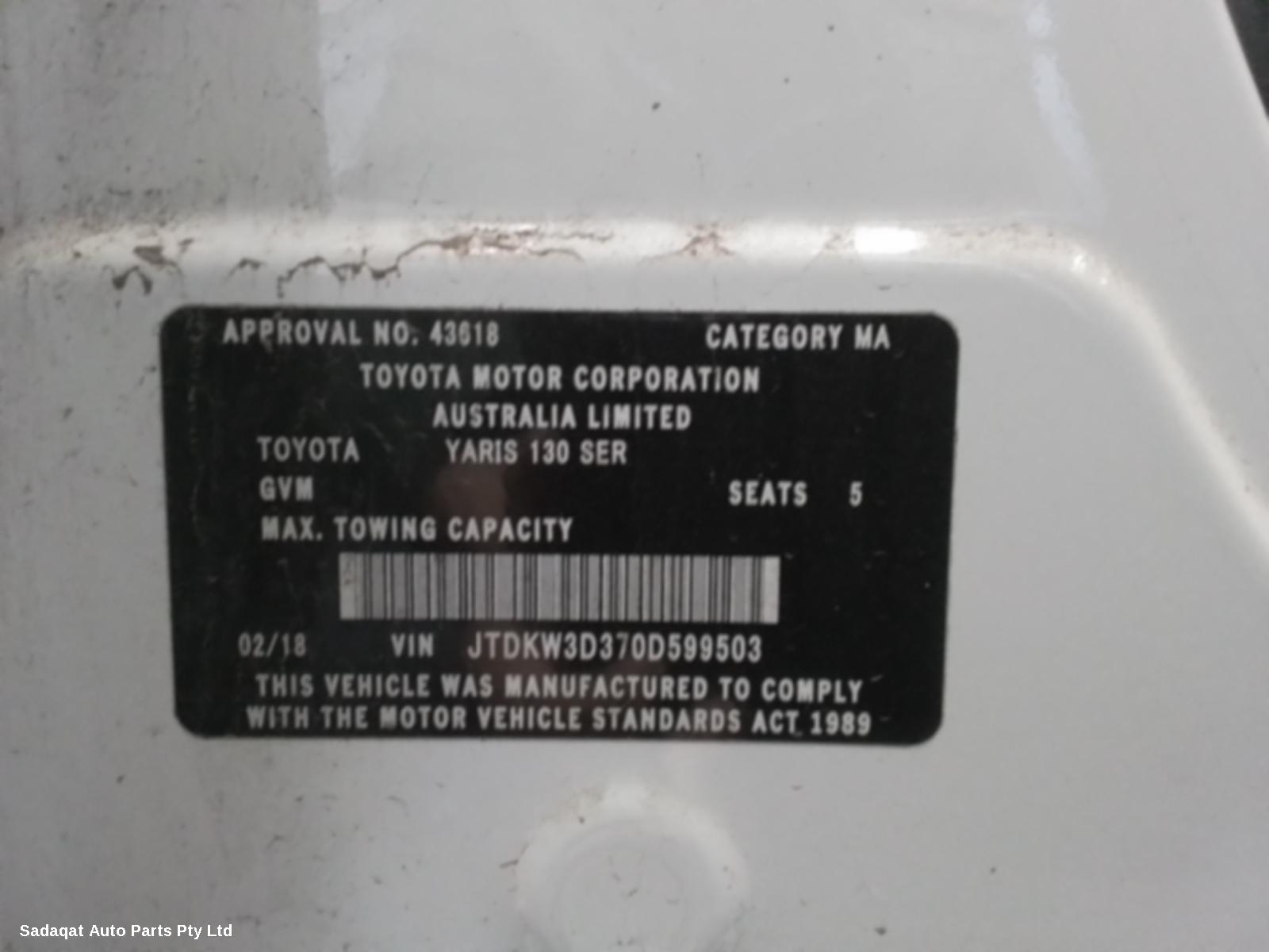 Toyota Yaris Seatbelt/stalk