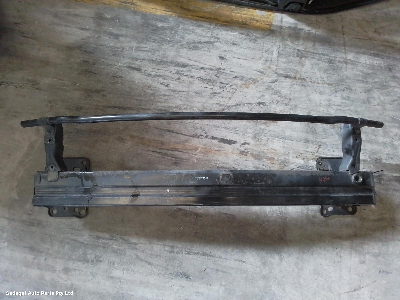 Hyundai I30 F/bar Reinforc/brack