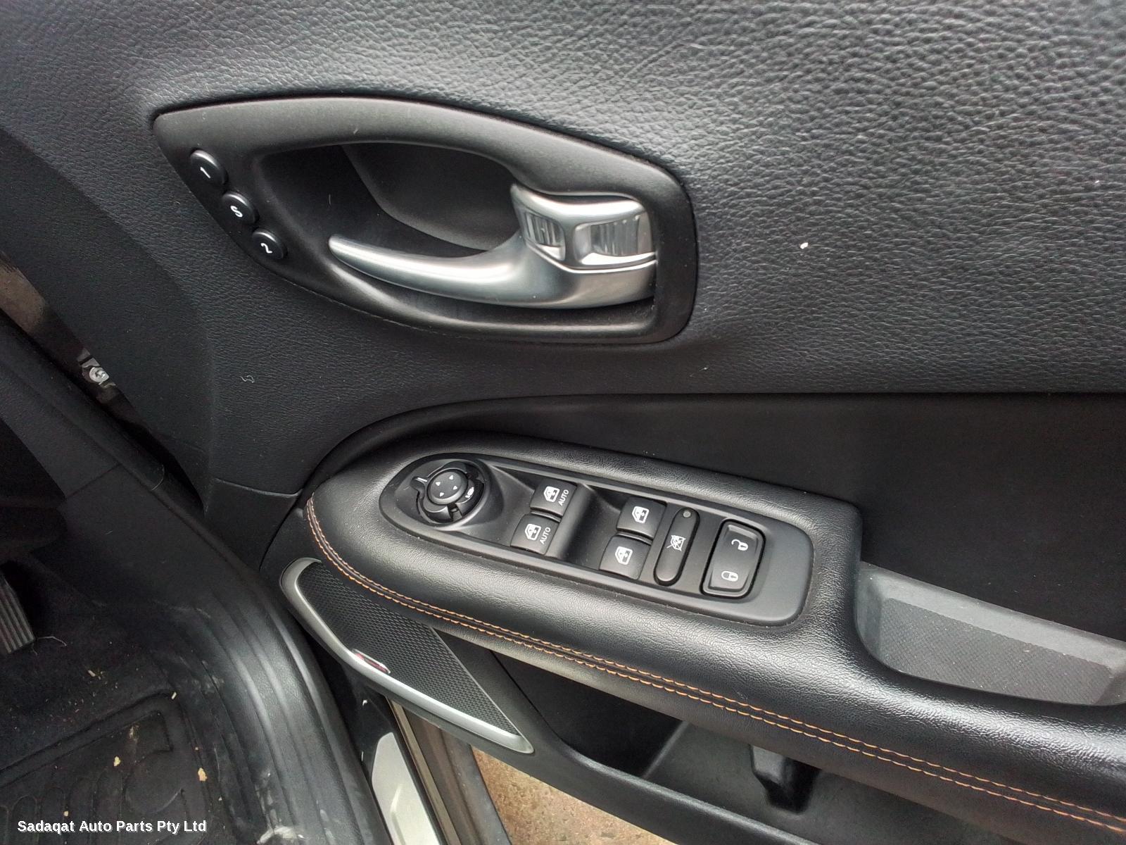 Jeep Compass Hatch Strut