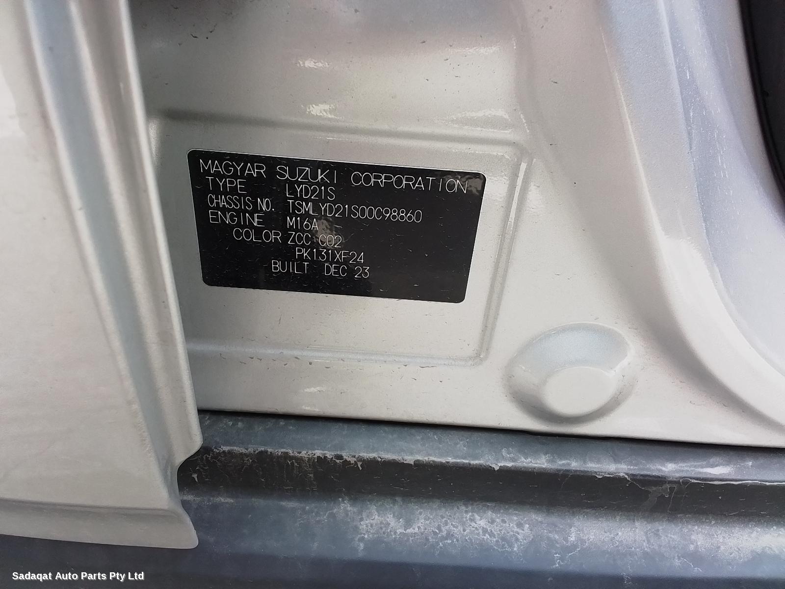 Suzuki Vitara Left Guard Liner