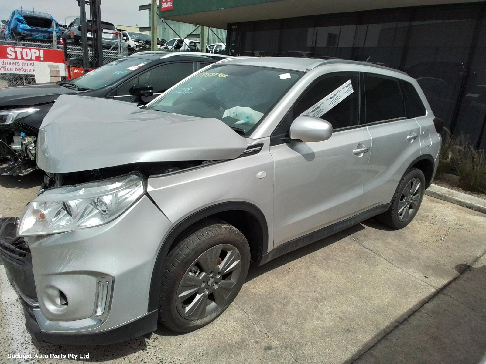 Suzuki Vitara Left Guard Liner