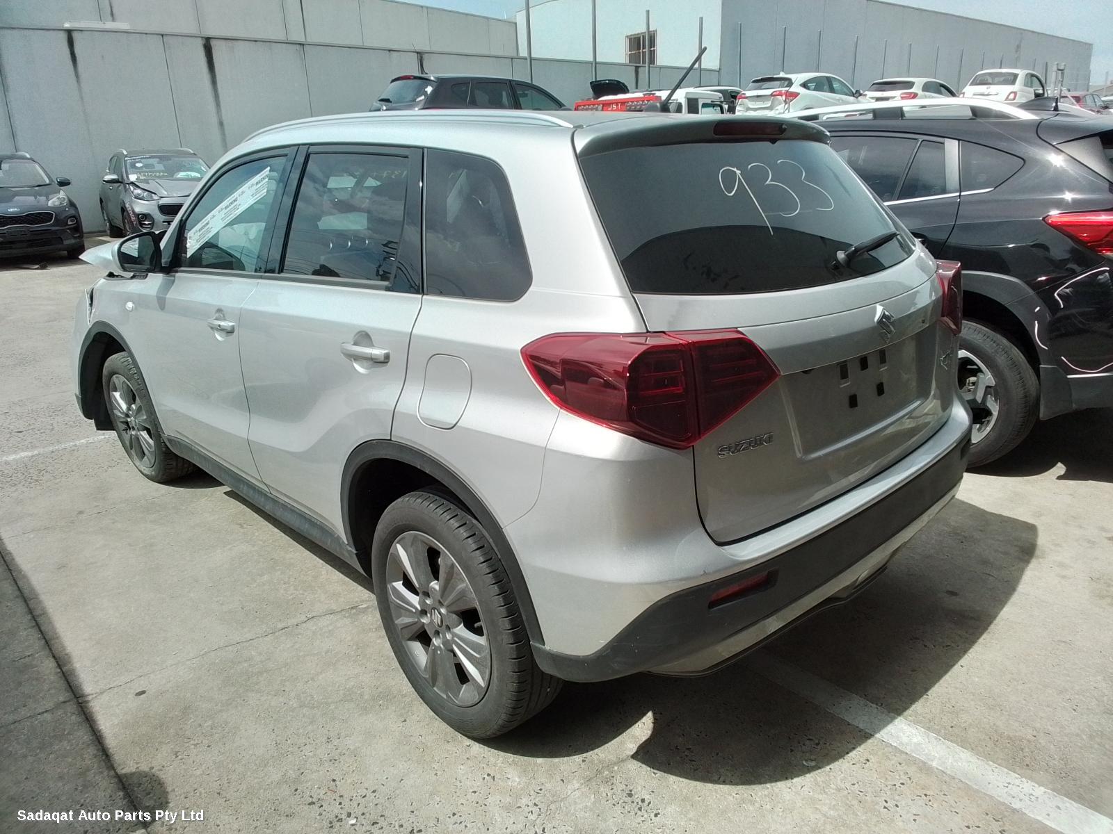 Suzuki Vitara Left Guard Liner