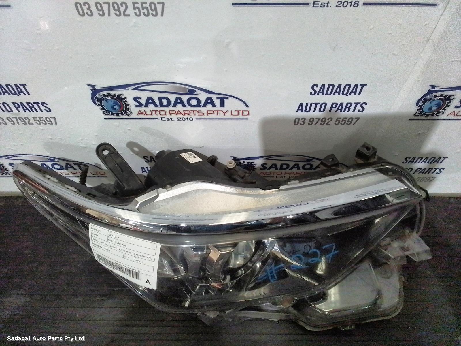 Toyota Corolla Right Headlamp