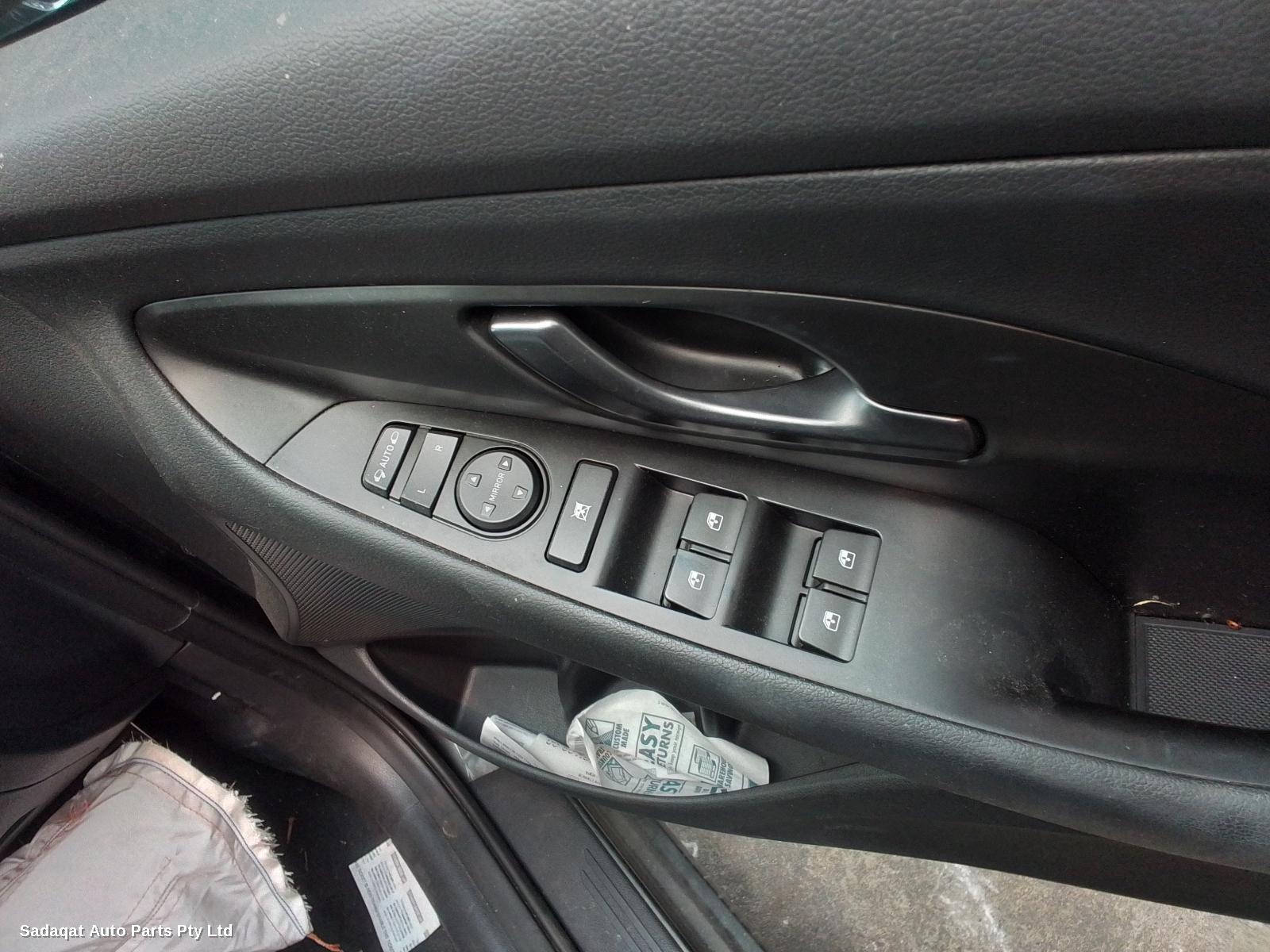 Hyundai I30 Right Door Mirror