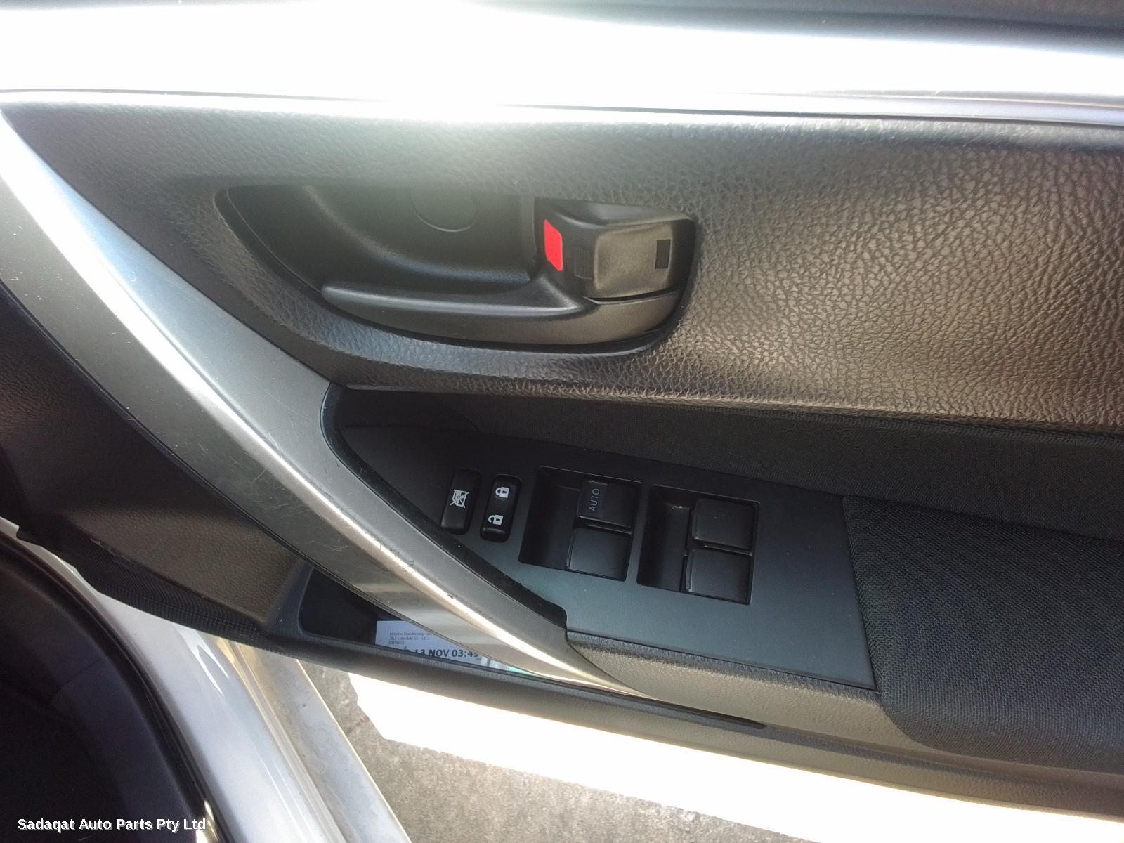 Toyota Corolla Rear Garnish