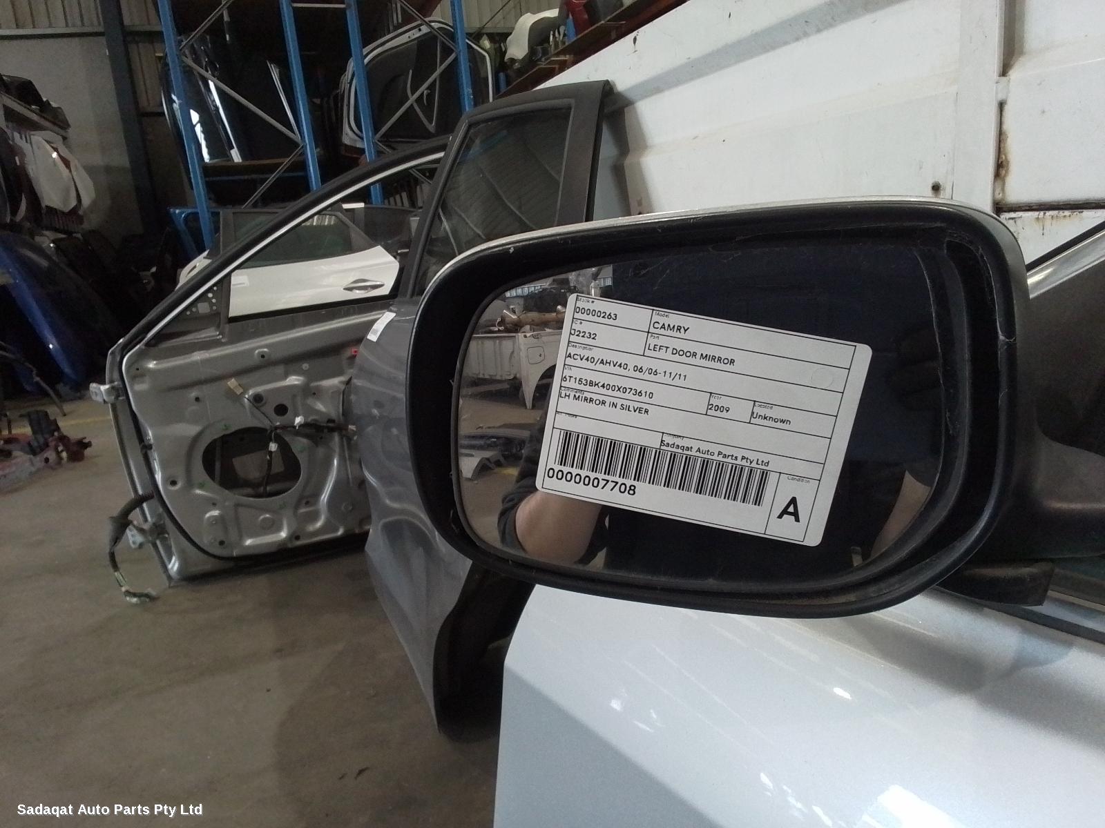 Toyota Camry Left Door Mirror