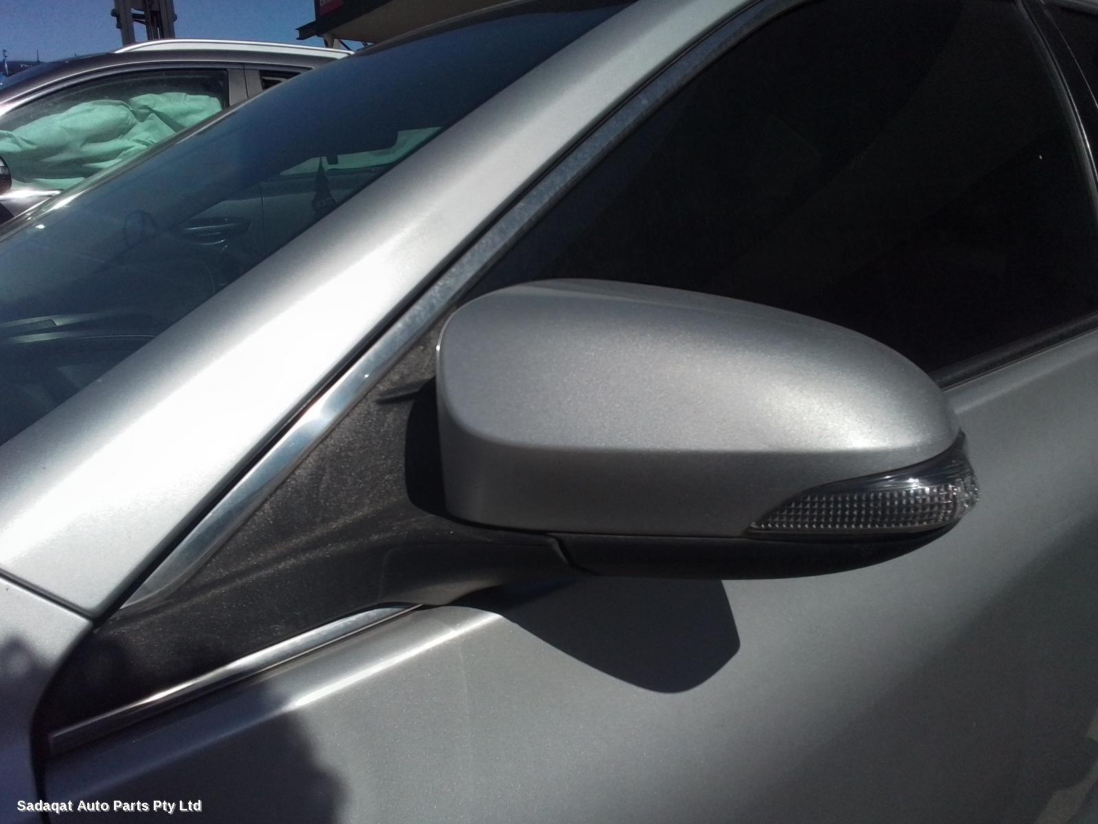 Toyota Camry Rear Garnish