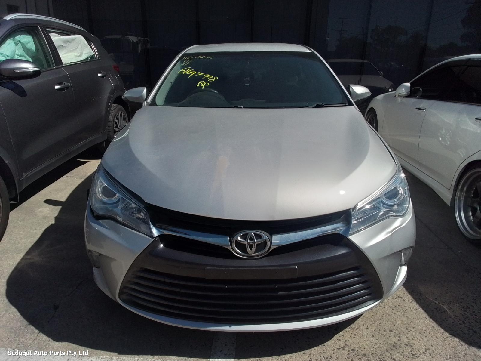 Toyota Camry Rear Garnish