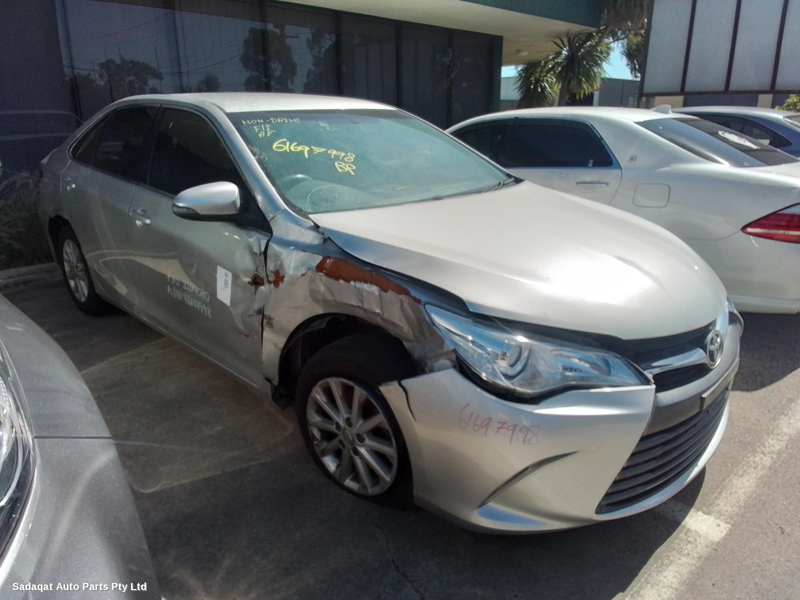 Toyota Camry Rear Garnish