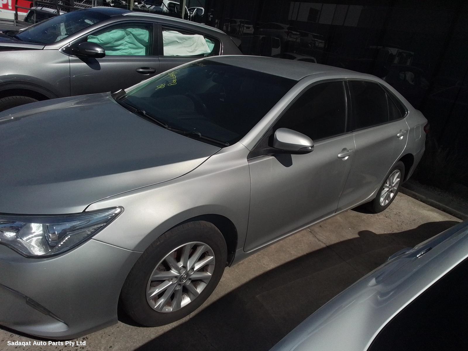 Toyota Camry Rear Garnish