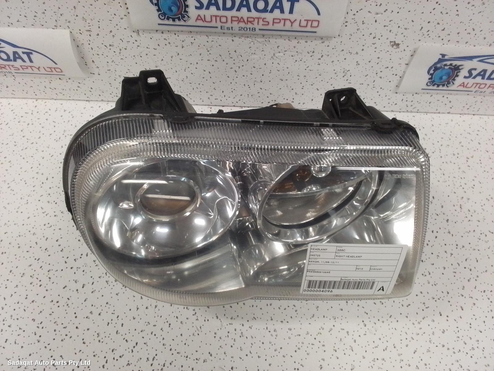 Chrysler 300c Right Headlamp