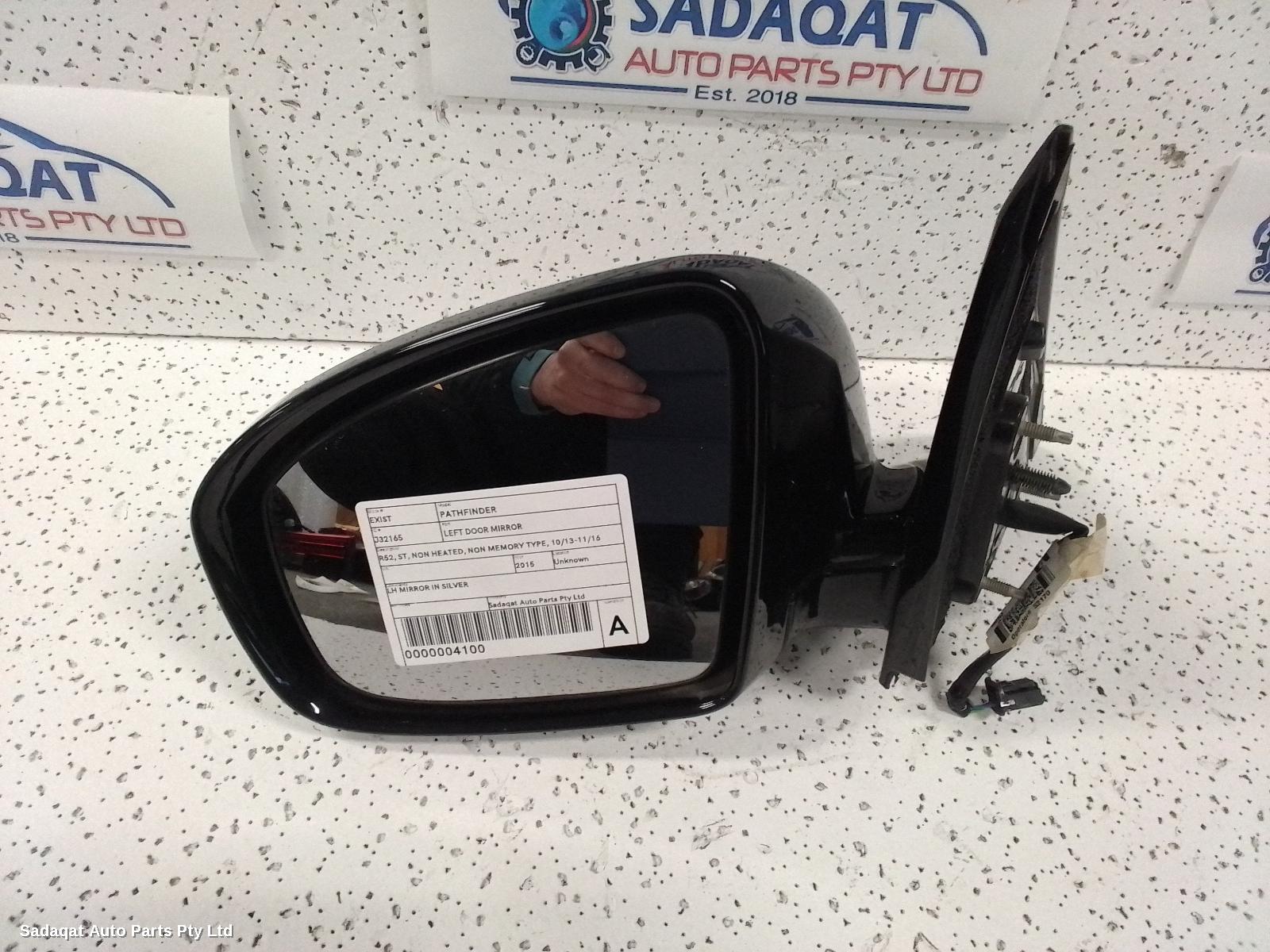 Nissan Pathfinder Left Door Mirror