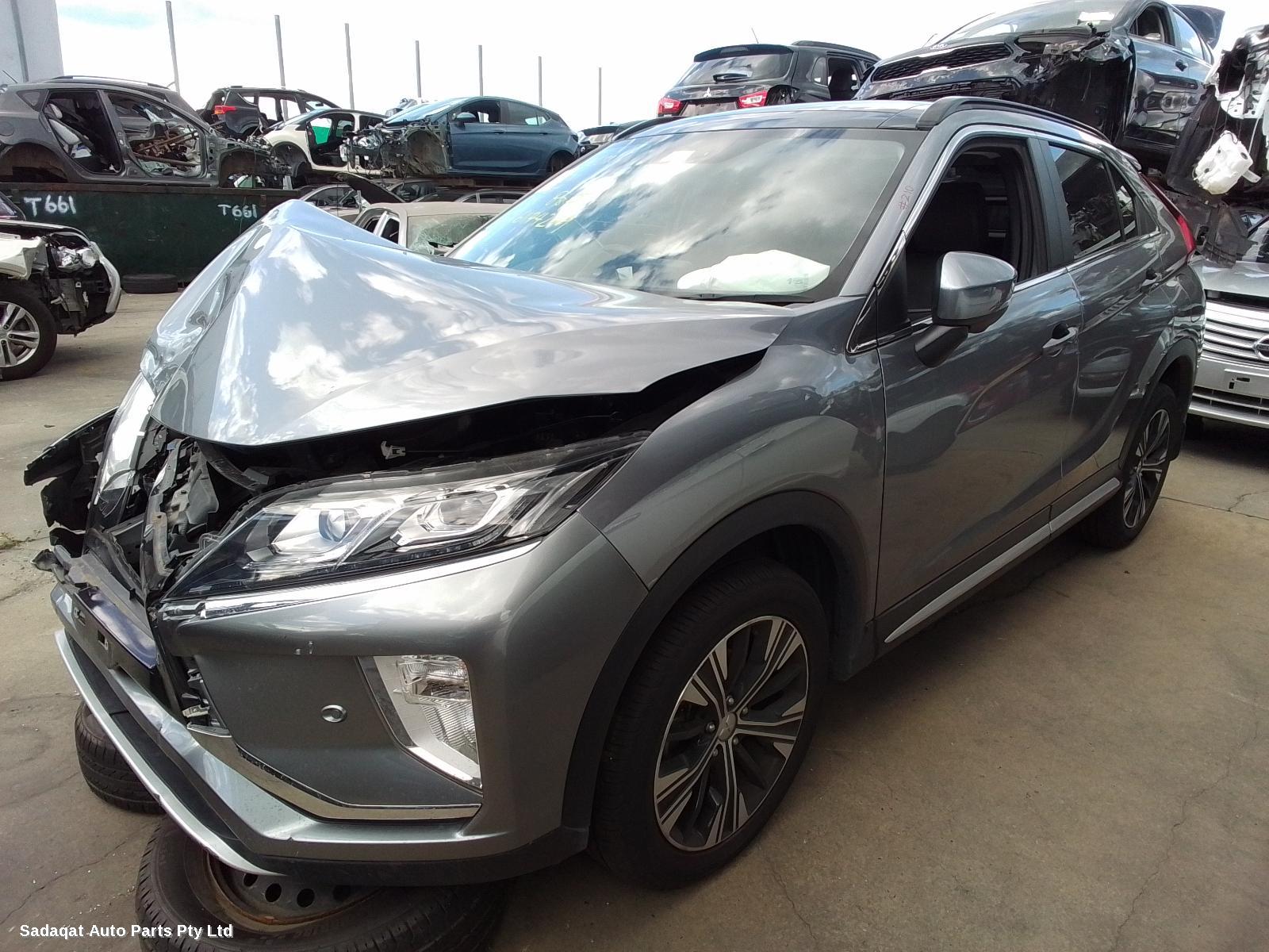 Mitsubishi Eclipse Cross Antenna