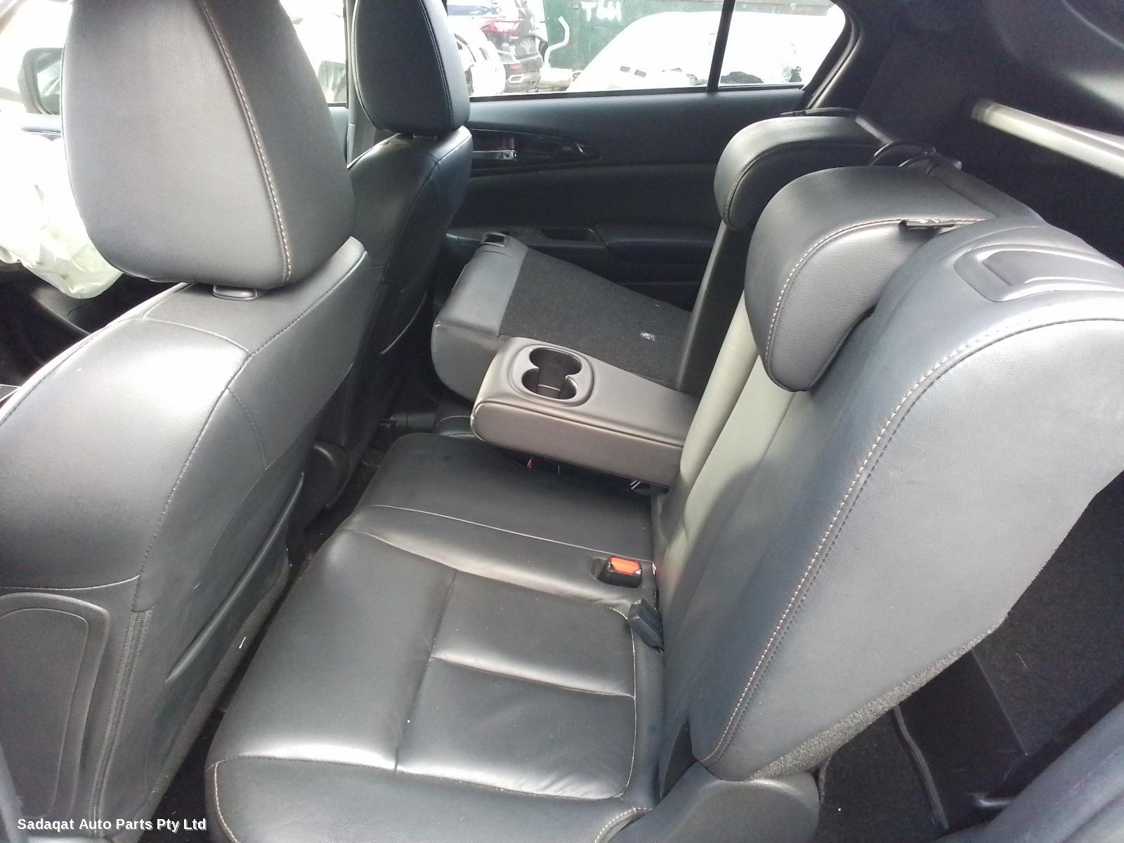 Mitsubishi Eclipse Cross Antenna