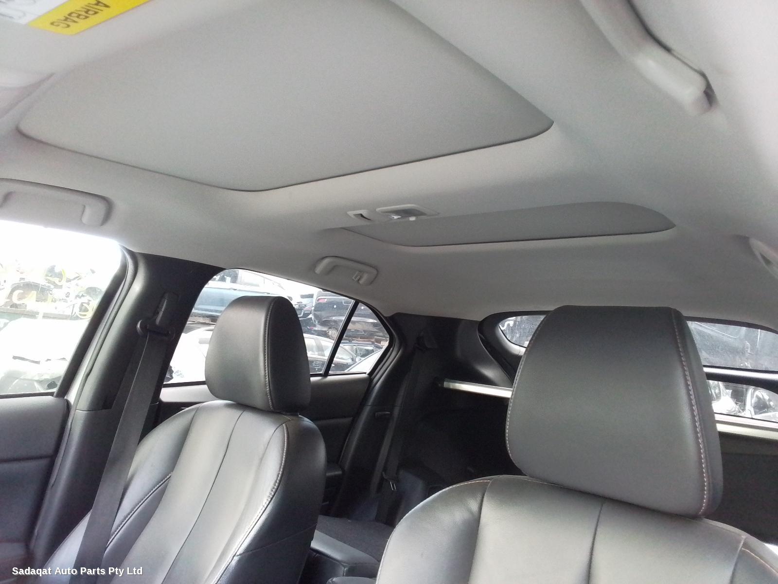 Mitsubishi Eclipse Cross Antenna