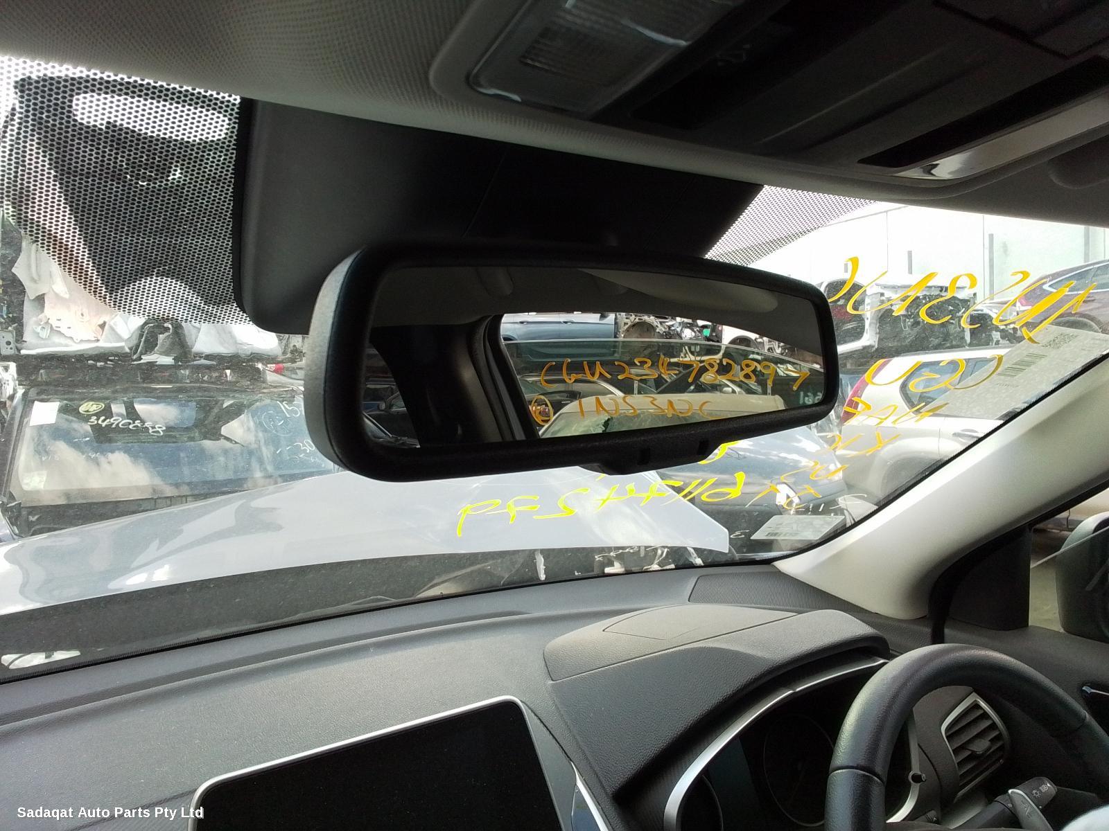 Mitsubishi Eclipse Cross Antenna