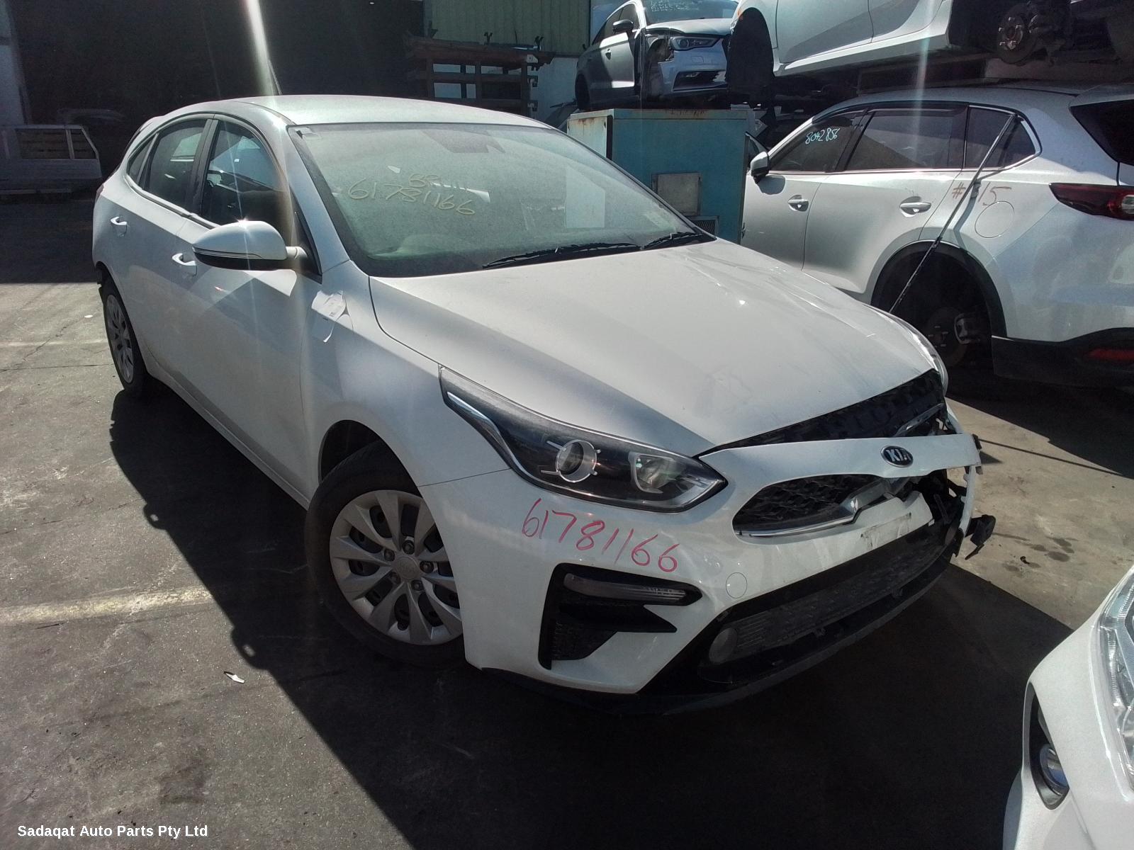 Kia Cerato Left Headlamp