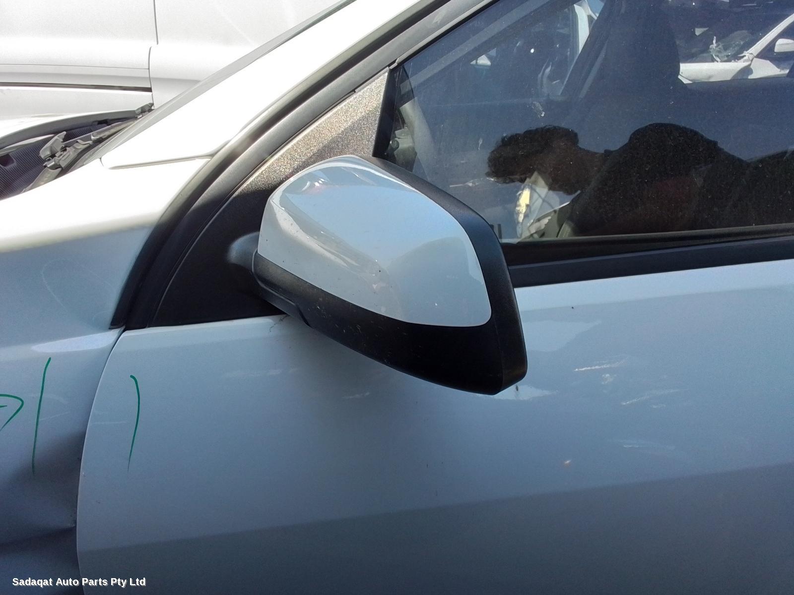Holden Commodore Right Door Mirror