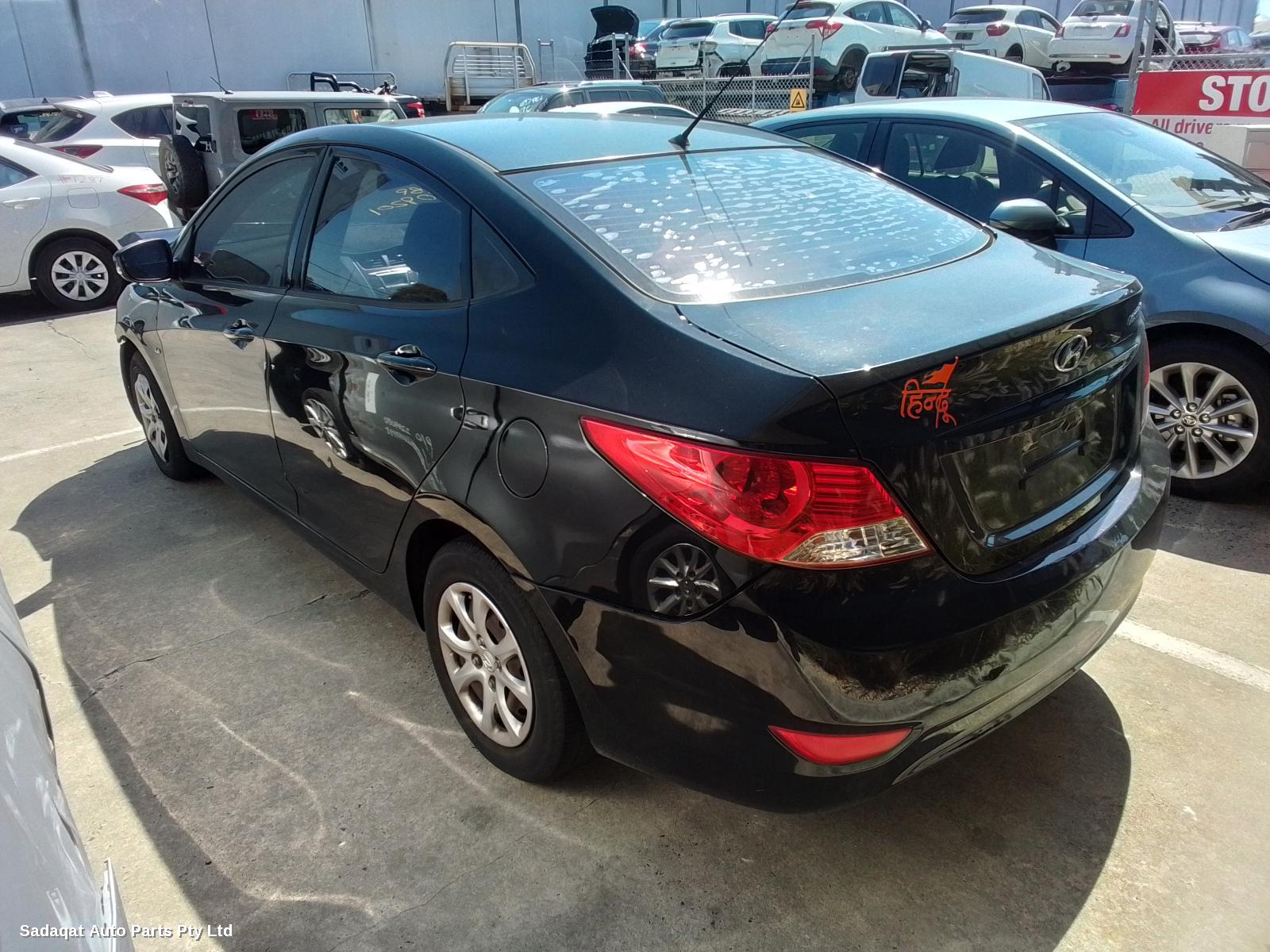 Hyundai Accent Bootlid/tailgate