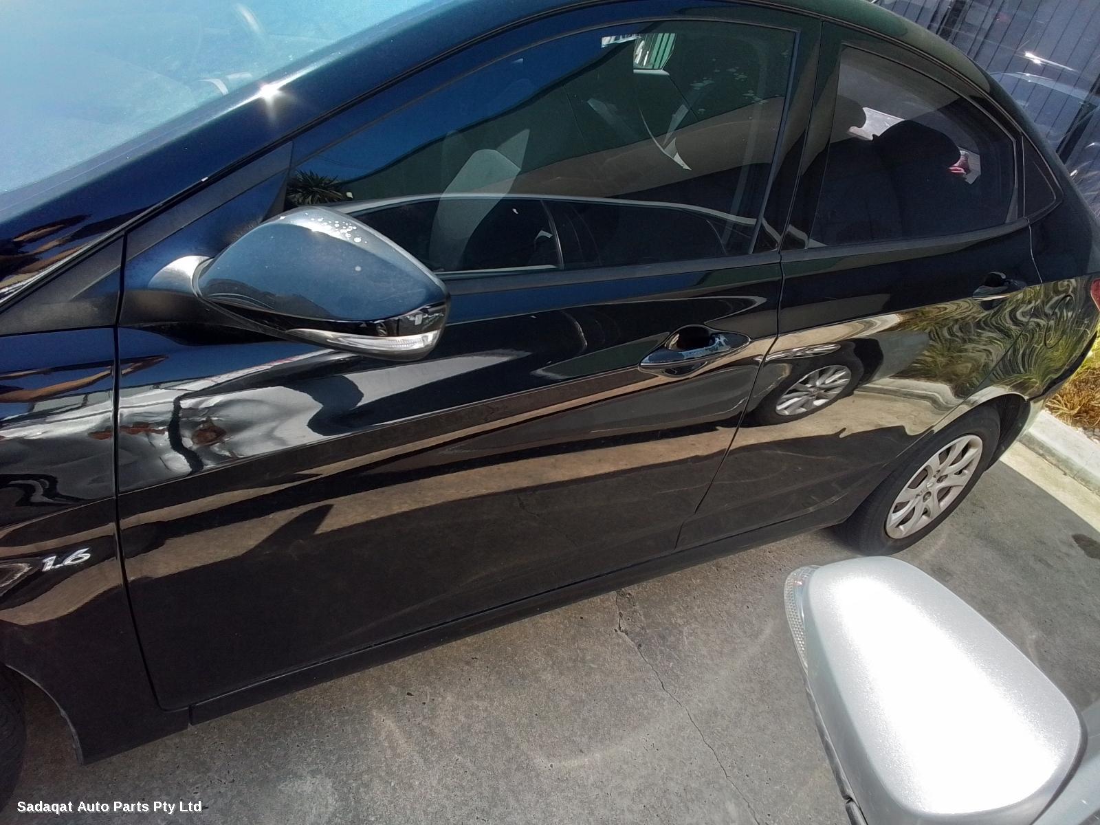 Hyundai Accent Bootlid/tailgate