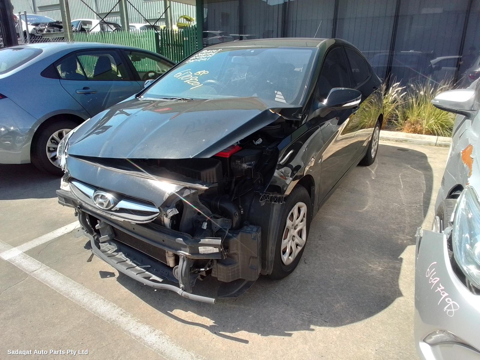 Hyundai Accent Bootlid/tailgate