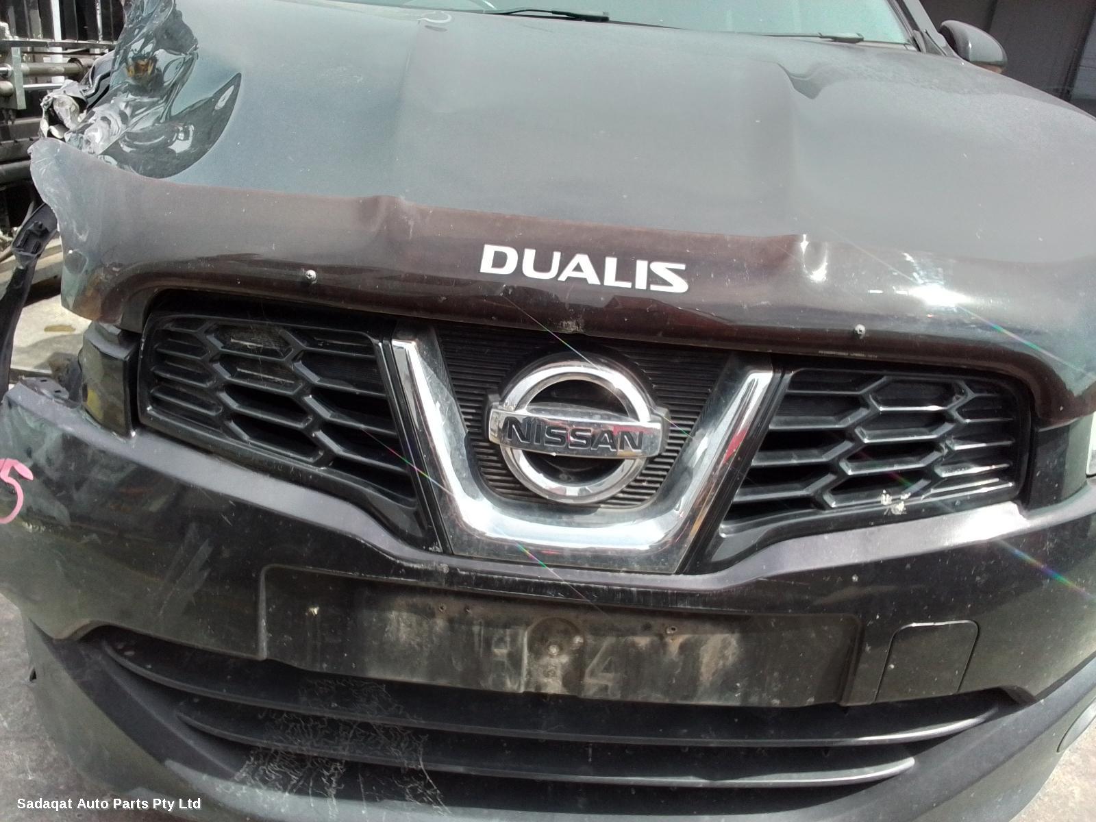 Nissan Dualis Grille