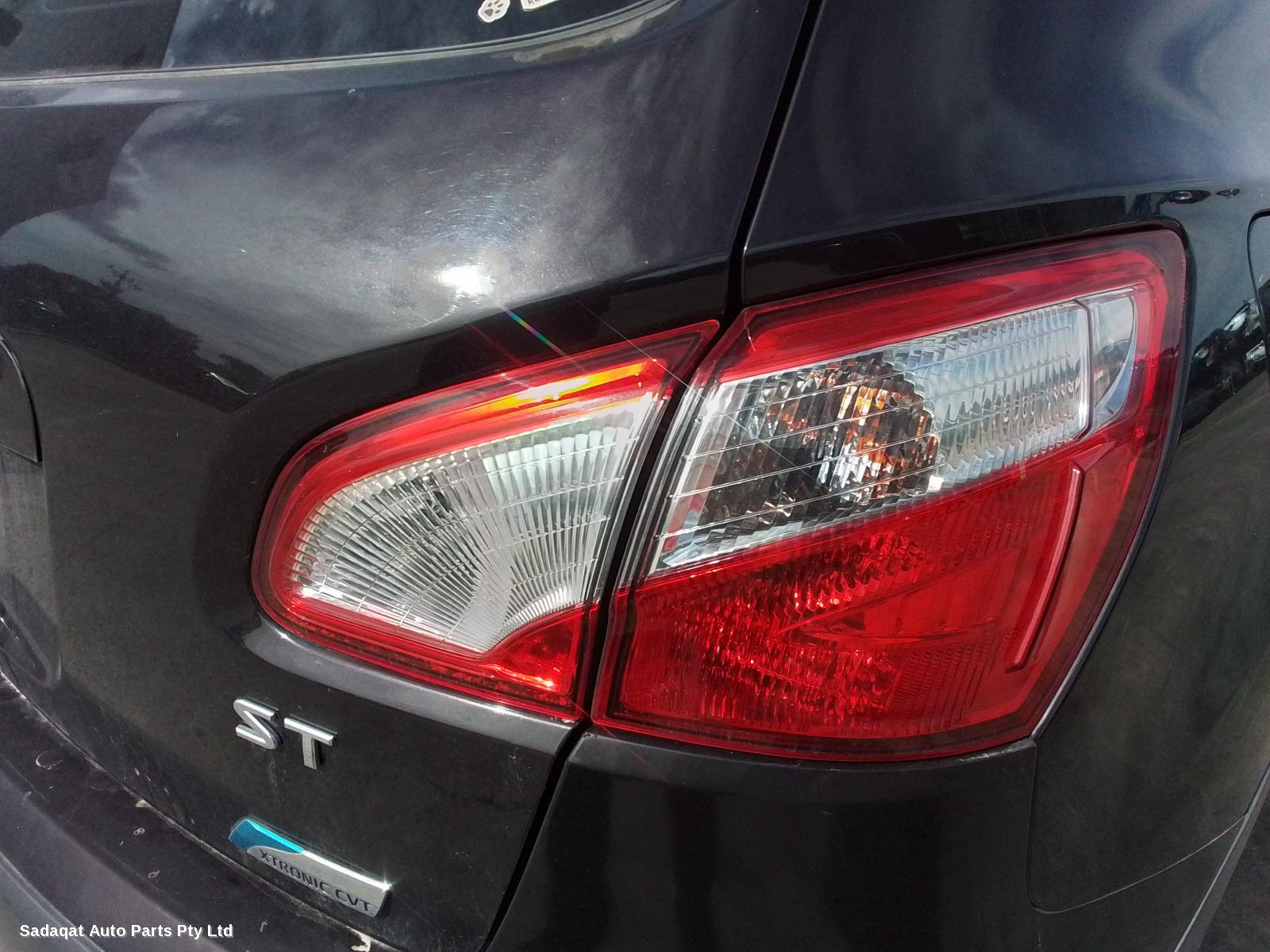 Nissan Dualis Grille