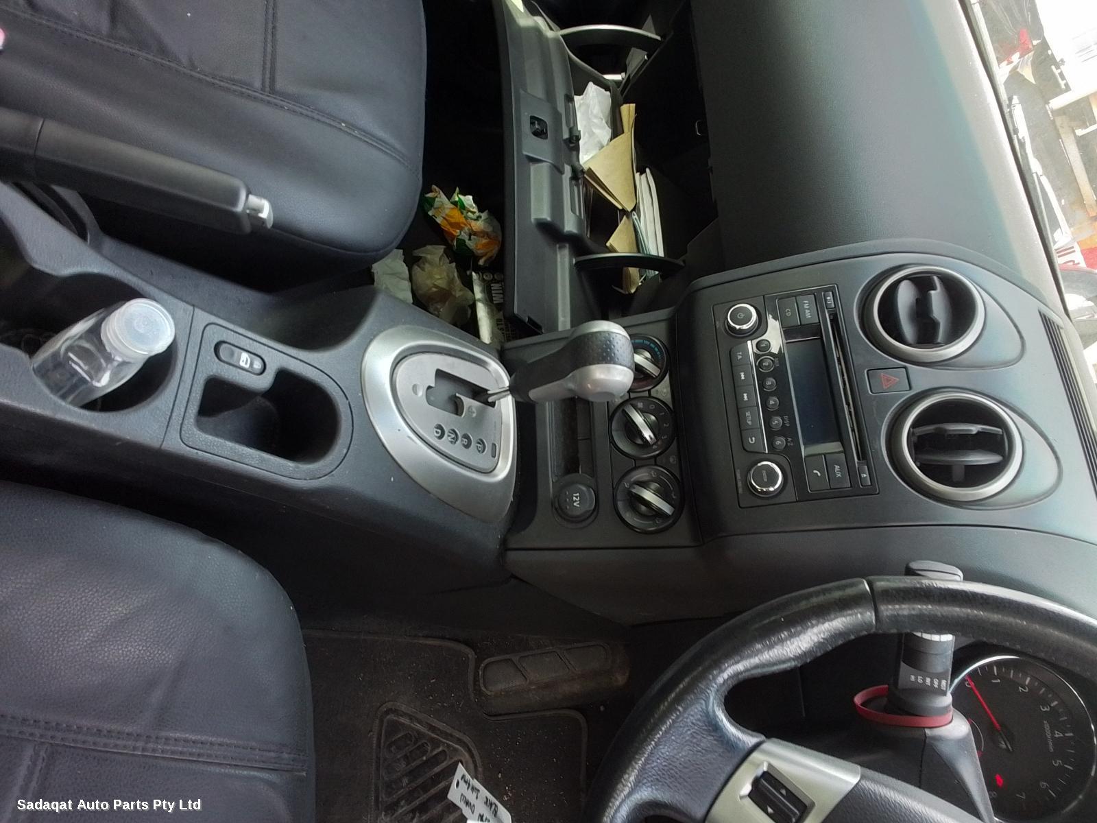 Nissan Dualis Grille