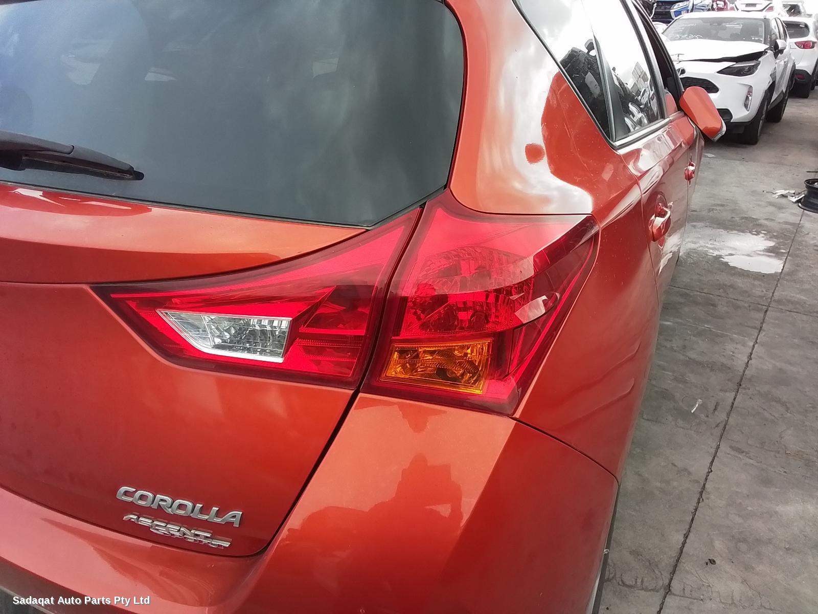 Toyota Corolla Bonnet Hinge/strut