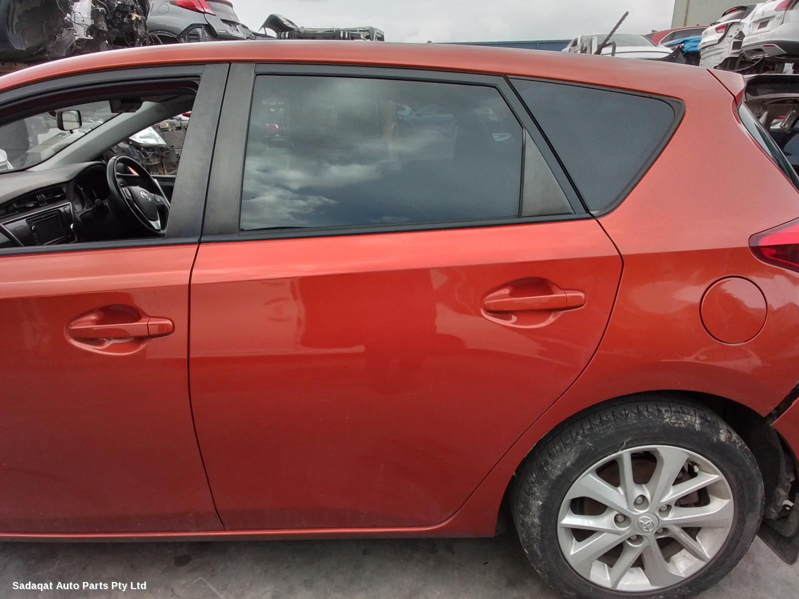 Toyota Corolla Bonnet Hinge/strut