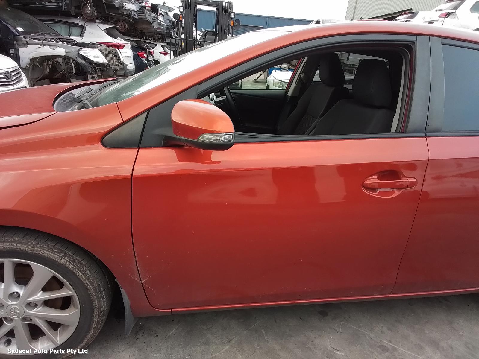 Toyota Corolla Bonnet Hinge/strut