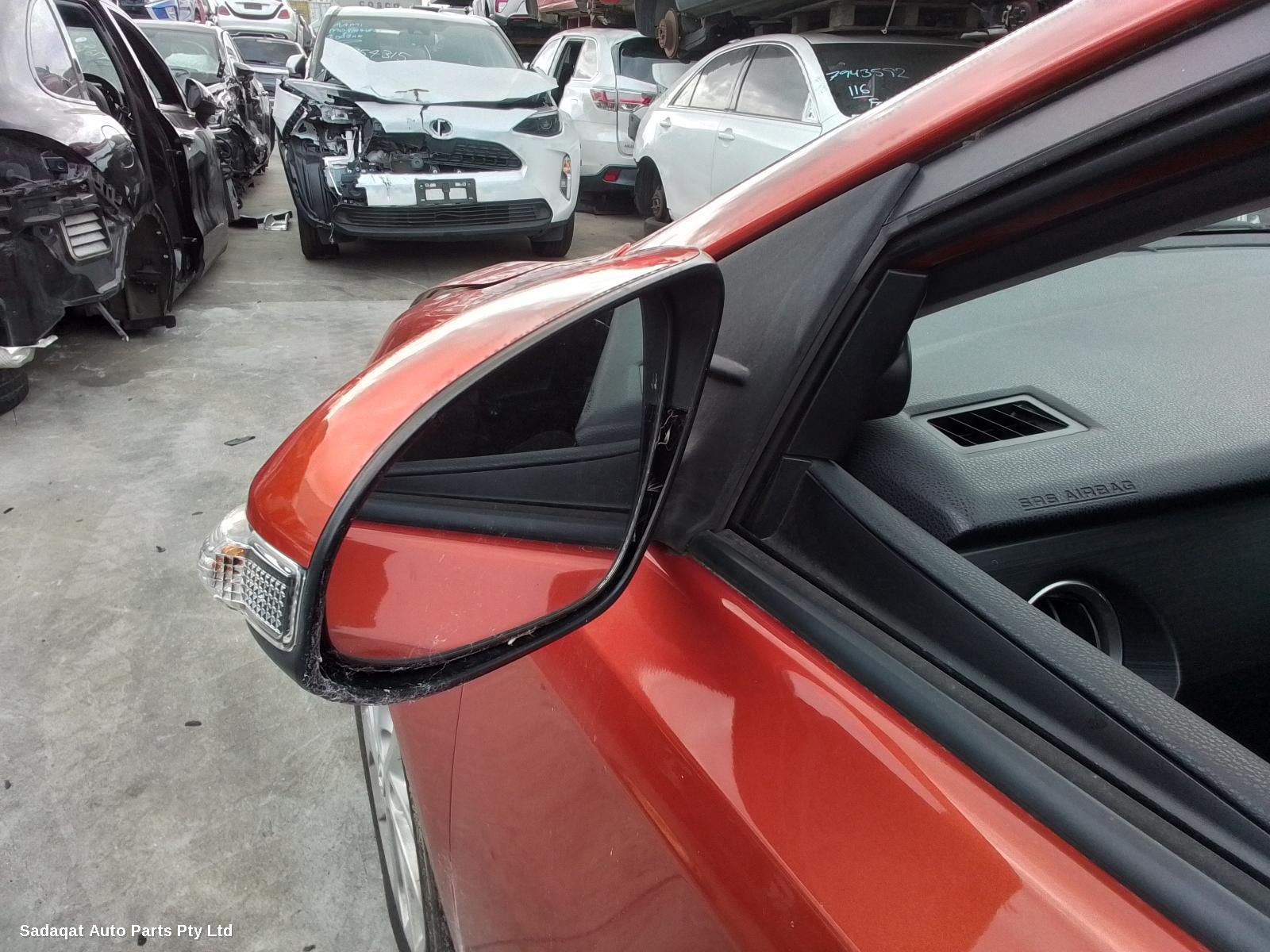 Toyota Corolla Bonnet Hinge/strut